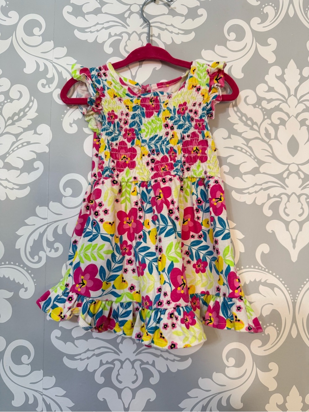 💫10/$25 • George Floral Print Smocked Dress
